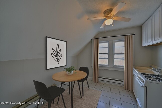 Building Photo - 2211 Brown Ave