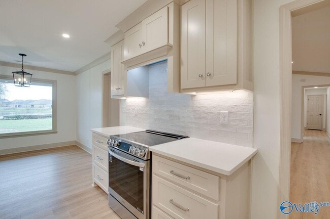 Building Photo - 2042 Rosebury Ln SW