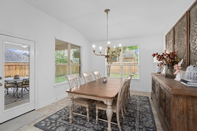 Building Photo - 27121 Holtwood Grove Rd