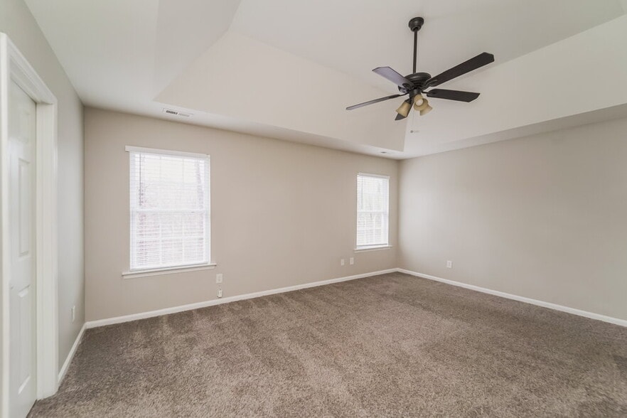 Building Photo - 10437 Gold Pan Rd