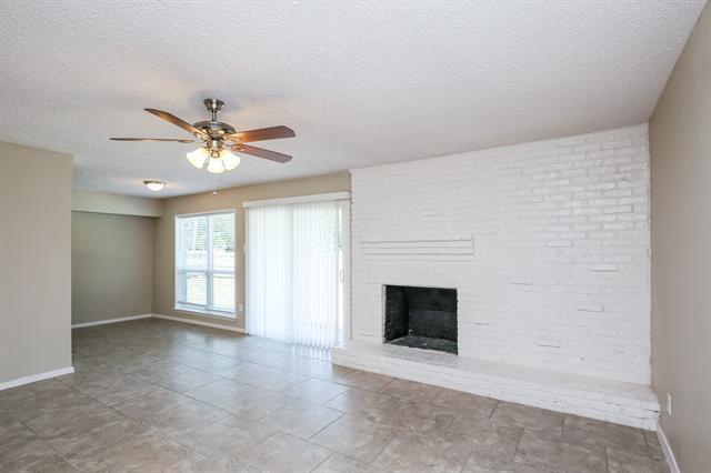 Building Photo - 4432 Ivy Dr