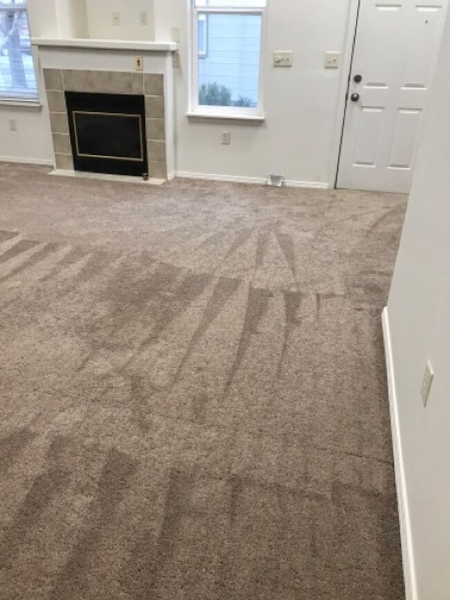 Building Photo - 626 Windemere Cir