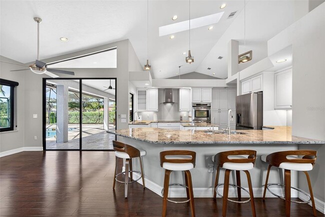 Building Photo - 8455 Woodbriar Dr