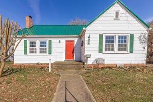 Front - 1022 Wateree St