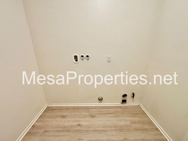 Building Photo - 11574 Miranda Dr