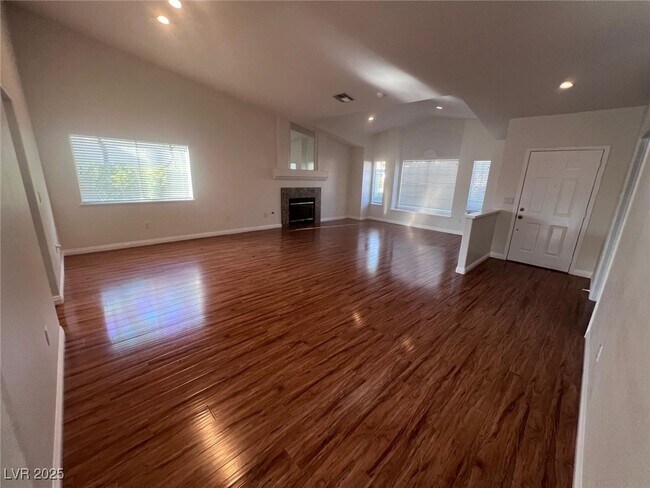 Building Photo - 2408 Sunset Beach Ln