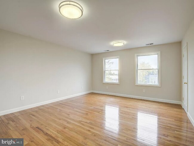 Building Photo - 4316 4th St NW