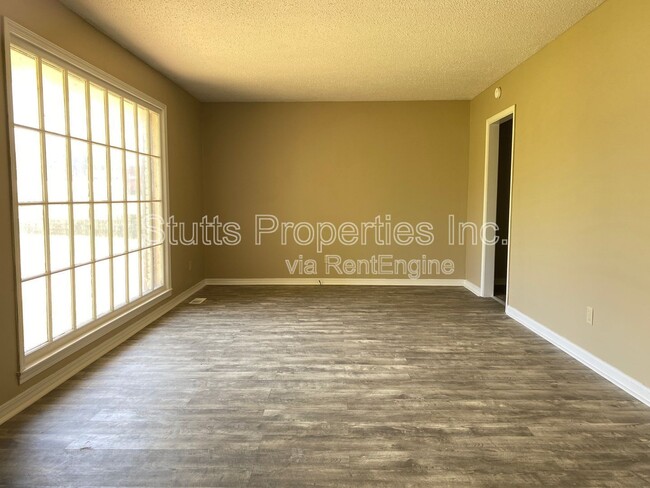Building Photo - 1610 Burroughs Ave