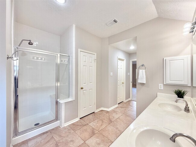 Building Photo - 1803 Moston Dr