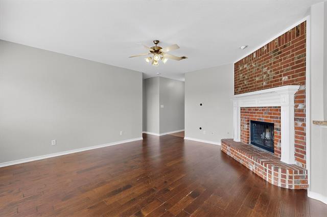 Building Photo - 701 Lone Rider Ct