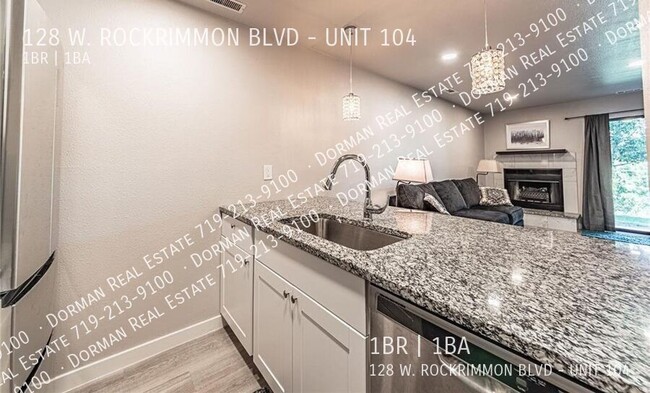 Building Photo - Updated studio condo in Rockrimmon