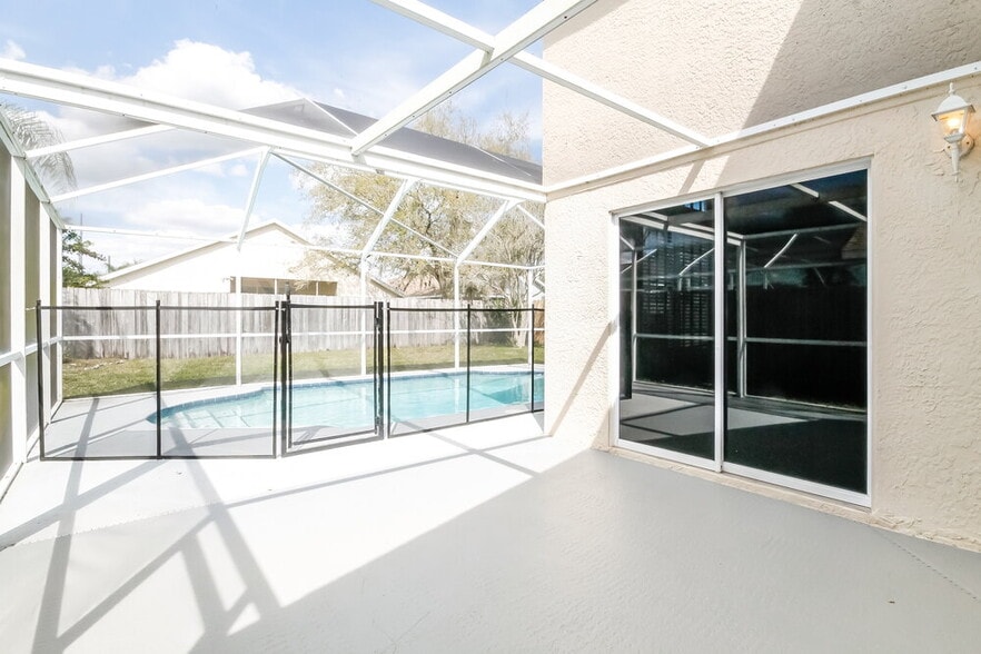 Building Photo - 22650 Hawk Hill Loop