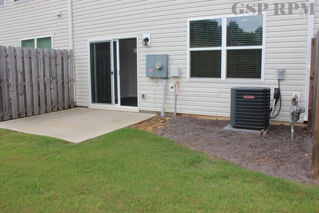 Building Photo - 17 Apricot Ln