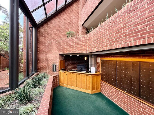 Building Photo - 1080 Wisconsin Ave NW