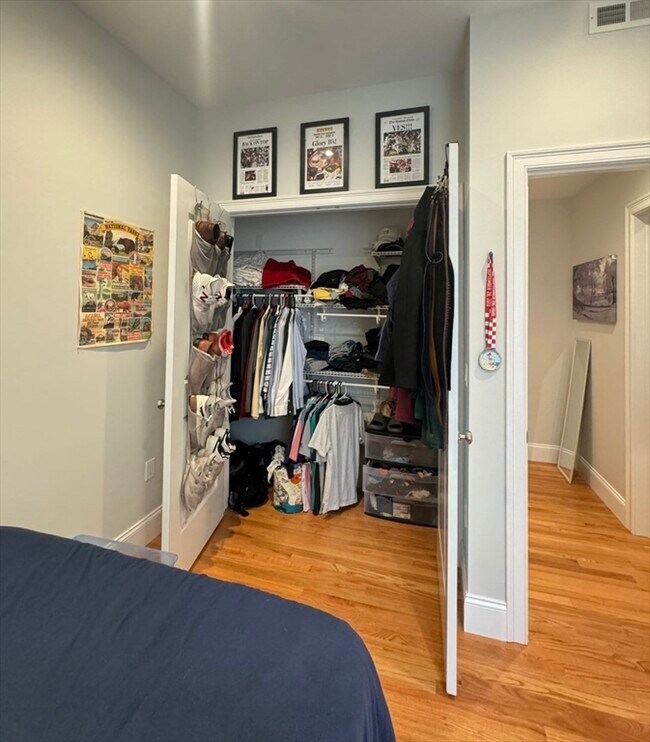 Building Photo - 353 Dorchester St