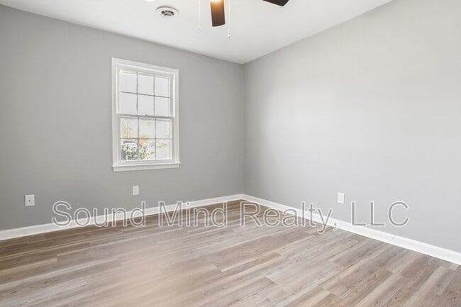 Building Photo - 108 Fox Den Ct
