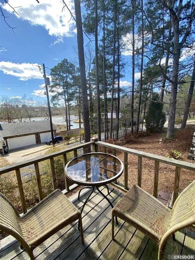 Building Photo - 315 Galveston Dr