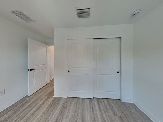 Building Photo - 2900 11th St W