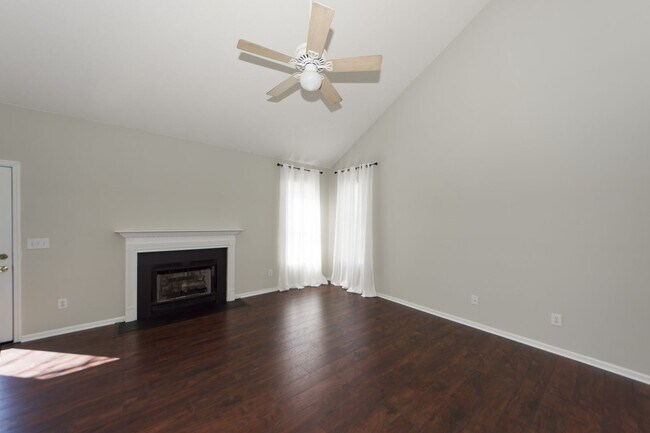 Building Photo - 3 Bedroom 3 Bath Single Family Home in Bridges of Summerville - Summerville