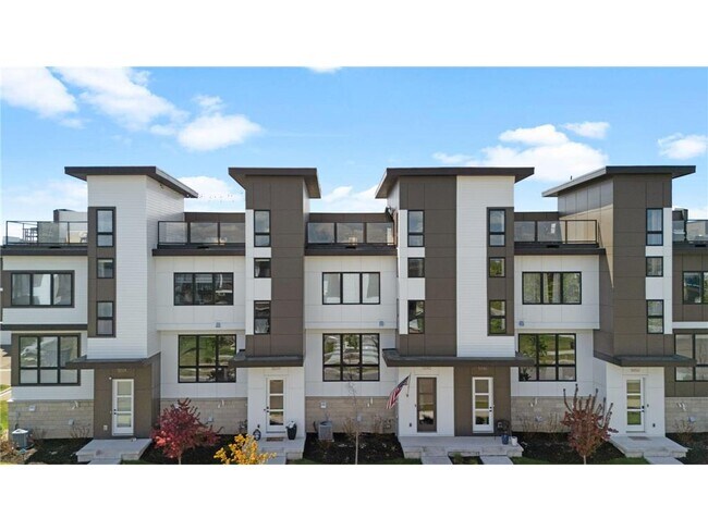 Building Photo - 5034 161st St W