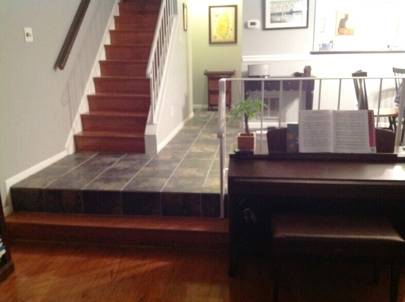 Building Photo - 2226 S Quincy St