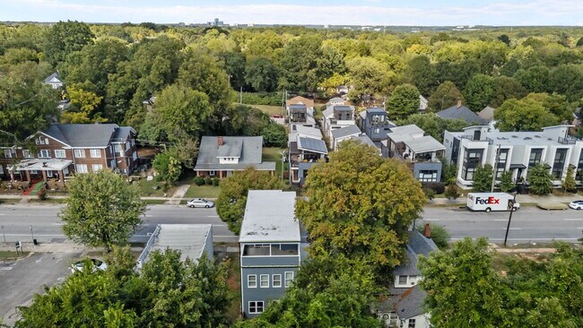 Building Photo - 516 New Bern Ave