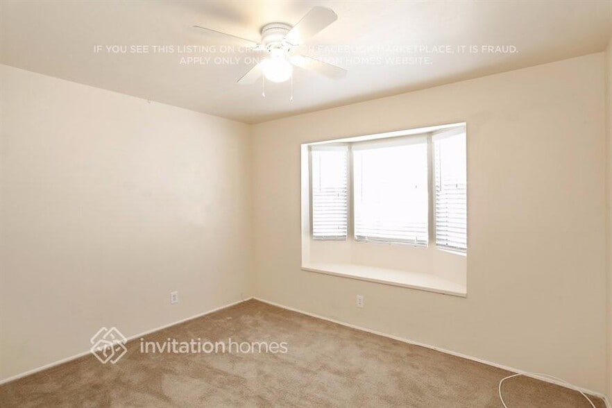 Building Photo - 4546 W Ave L-10