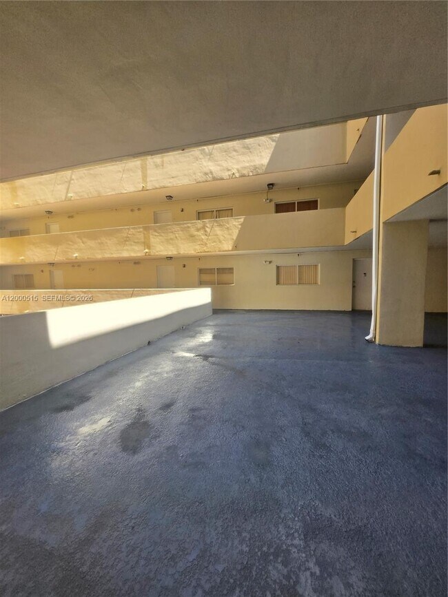 Building Photo - 2647 NW 25th Ave