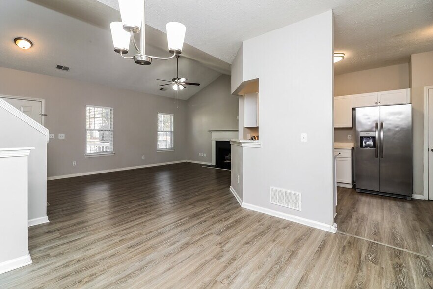 Building Photo - 4637 Noah Overlook W