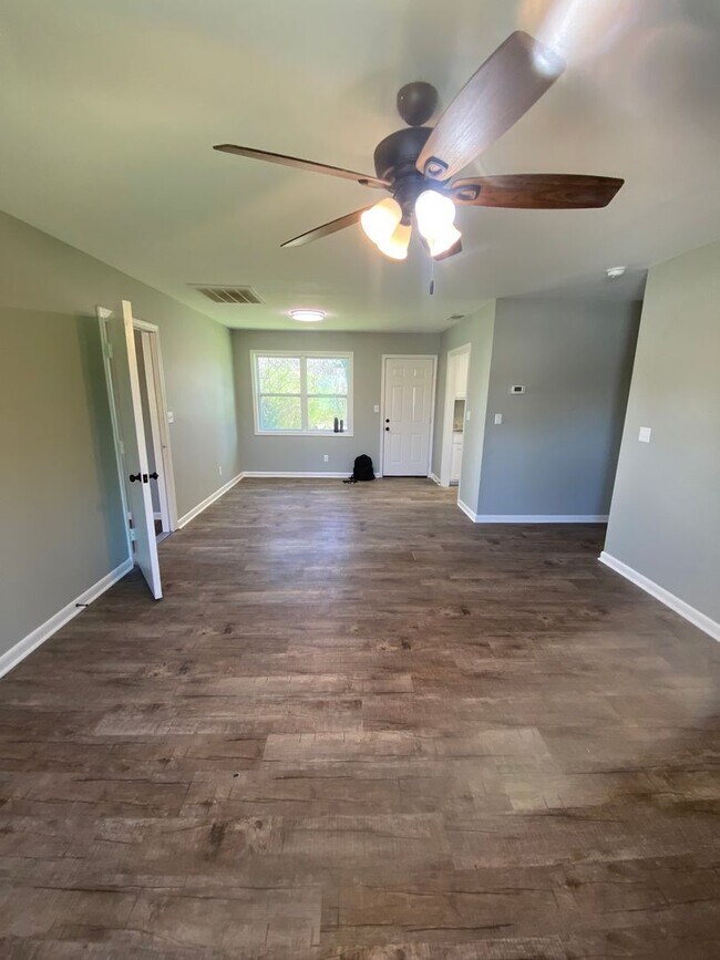 Building Photo - Rental Home in Grant, AL!