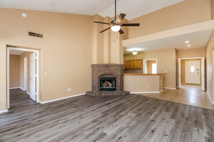 Building Photo - 23837 N 41st Ave