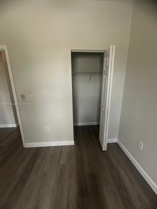 Building Photo - 15290 SW 118th Terrace