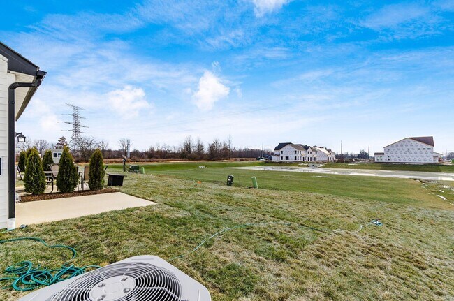 Building Photo - 5494 Dutch Ln