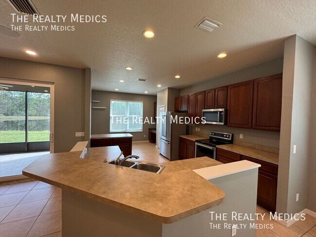 Building Photo - 149 Perfect Dr