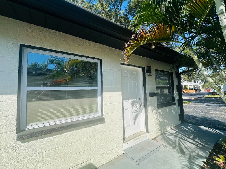 Building Photo - 618 93rd Ave N