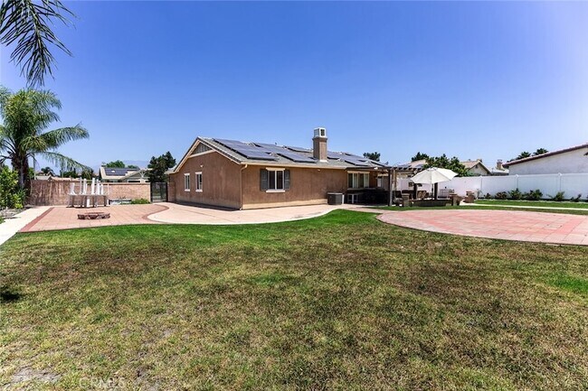 Building Photo - 14325 Coyote Valley St