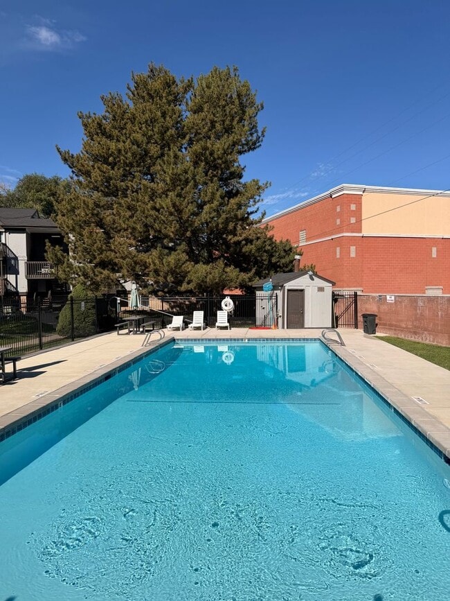 Building Photo - 5710 S 900 E