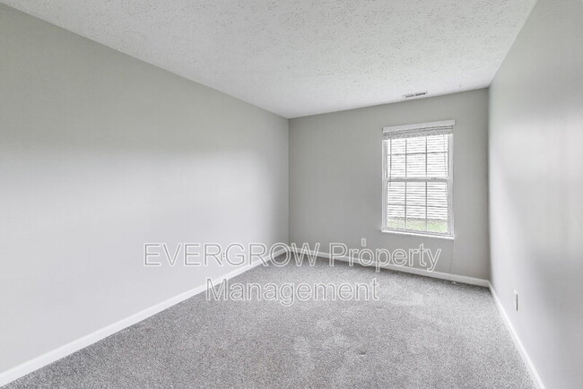 Building Photo - 8033 Painted Pony Dr