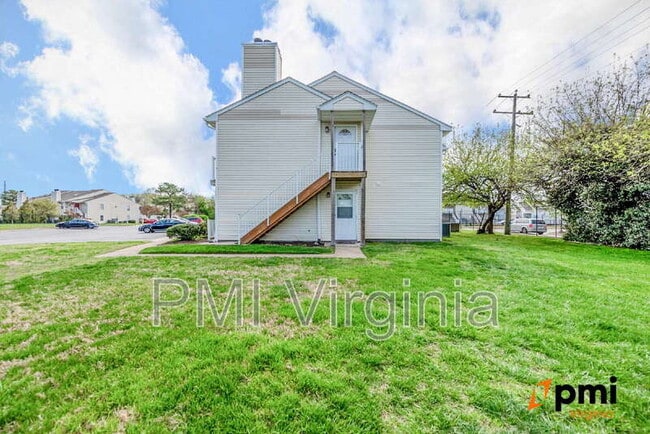 Building Photo - 631 Bluff Ct