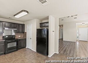 Building Photo - 2670 Dove Crossing Dr