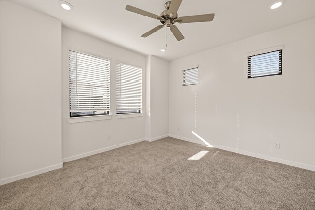 Building Photo - 3241 Loam Ln