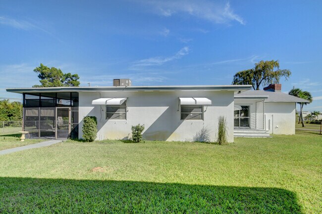 Building Photo - 6698 Belvedere Rd
