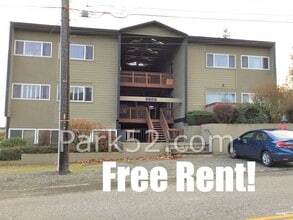 Building Photo - 1/2 Off 1st Full Month's Rent! 2 Bedroom 1 Bathroom 2nd Floor Apartment in Tacoma