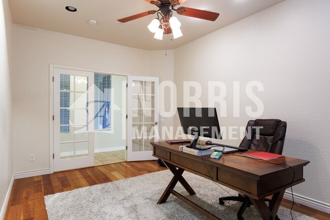 Building Photo - Beautiful Large Home NOT FURNISHED with Pool in Villago Community