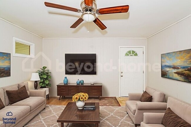 Building Photo - Cozy Comfort Meets Classic Charm in Killou...
