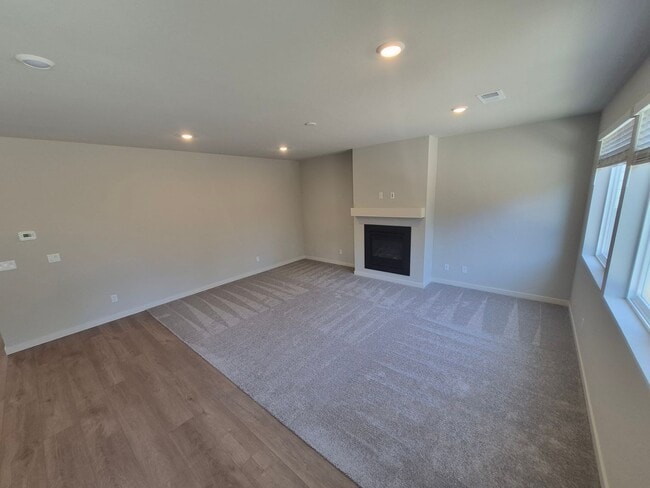 Building Photo - NEW - 4 BR/2.5 BA Plus office in Acadia Pointe
