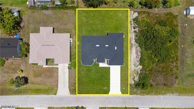 Building Photo - 3728 9th St W
