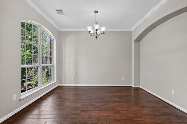 Building Photo - 18111 Williams Elm Dr