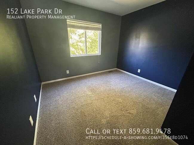 Building Photo - 152 Lake Park Dr