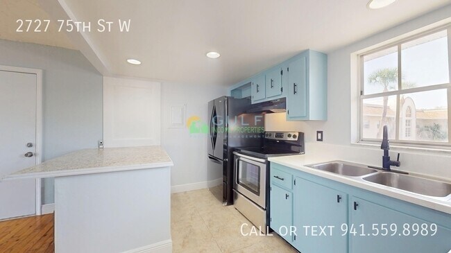 Building Photo - 2727 75th St W